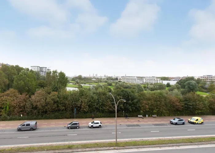 In Near Wellington Racecourse 公寓 *