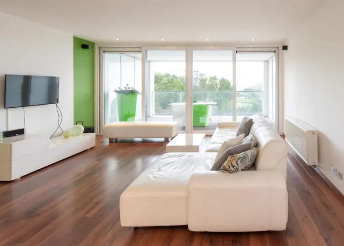 In Near Wellington Racecourse * Oostende