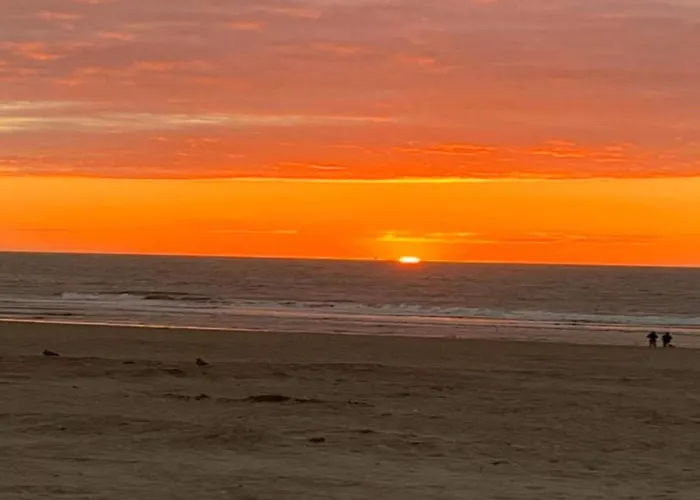 In Near Wellington Racecourse דירה